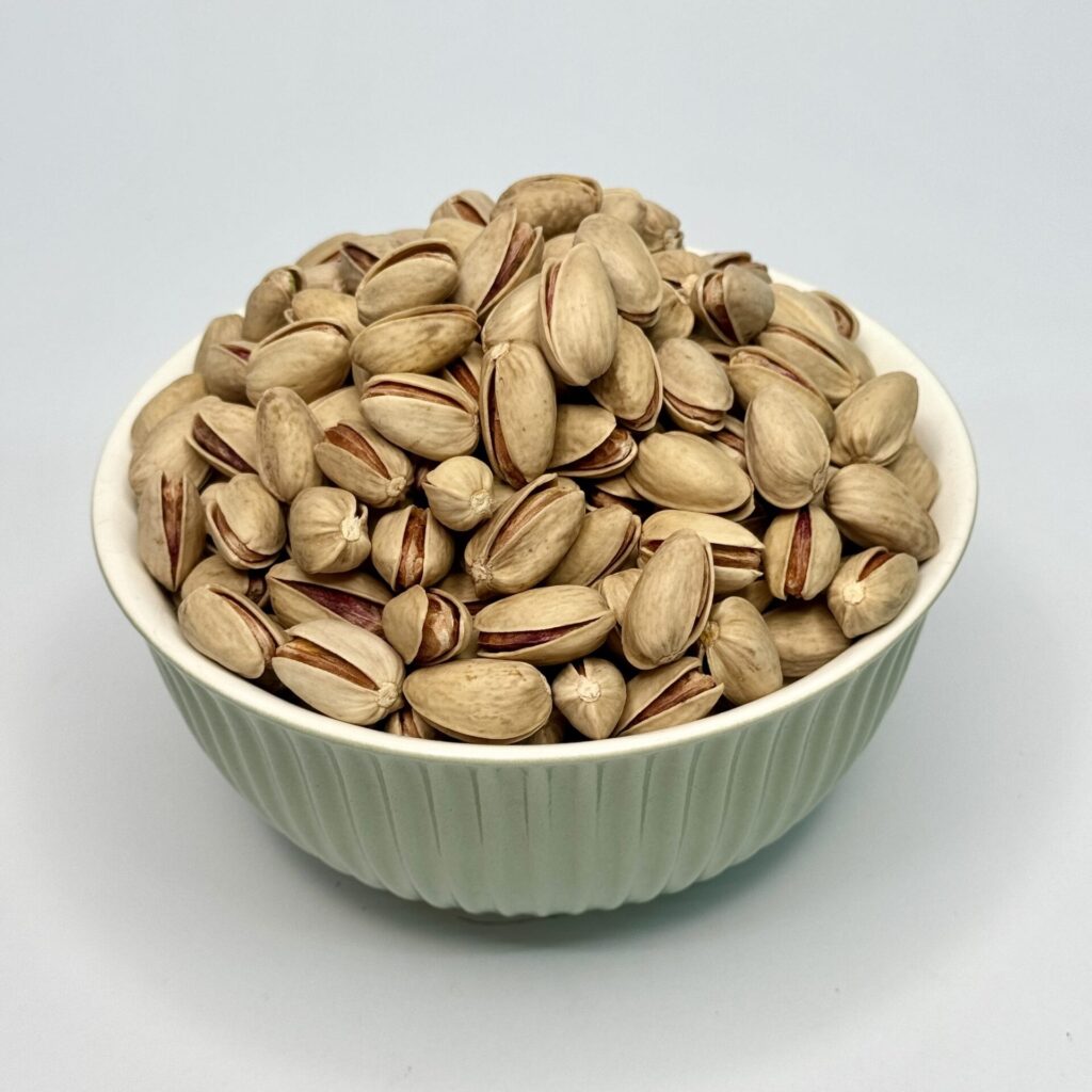 پسته اکبری خام